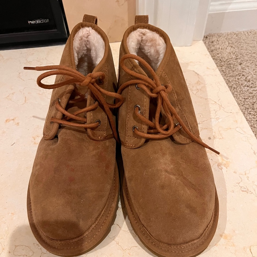 UGG Men's Tan Suede Chukka Boots